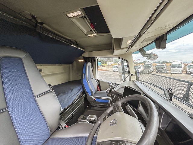 2022 Volvo FH440 – 6×4 Truck Tractor