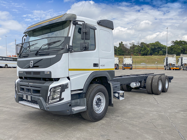 2017 Volvo FMX 400 – 6×4 Rigid Chassis Cab Truck