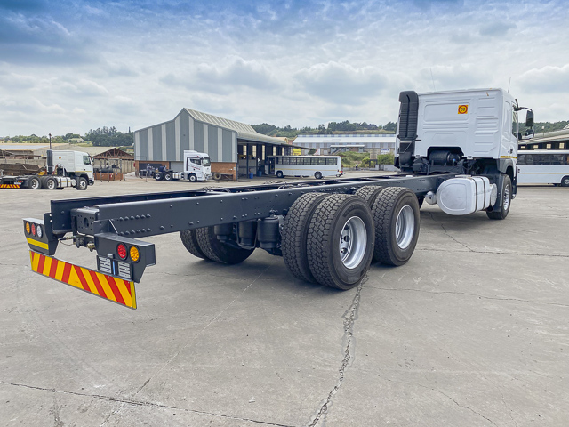 2017 Volvo FMX 400 – 6×4 Rigid Chassis Cab Truck