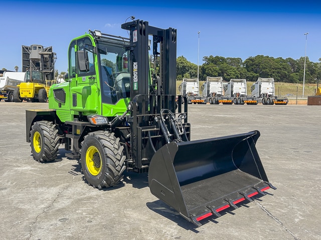 2026 All Terrain Forklift & Loader F4W445 – 4 Ton 4×4