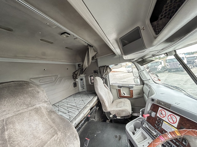 2013 Freightliner Argosy ISX 500 – 6×4 Truck Tractor