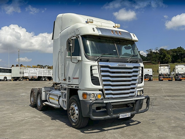 2014 Freightliner Argosy ISX 500 – 6×4 Truck Tractor