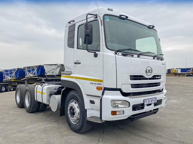 2017 UD Quon GW26 450 - 6x4 Truck Tractor