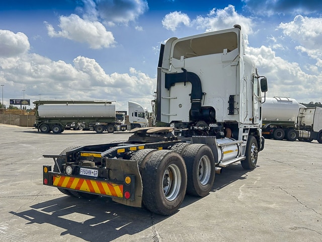 2014 Freightliner Argosy ISX 500 – 6×4 Truck Tractor
