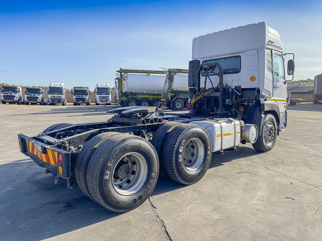 2015 UD Quon GW26 490 High Roof – 6×4 Truck Tractor