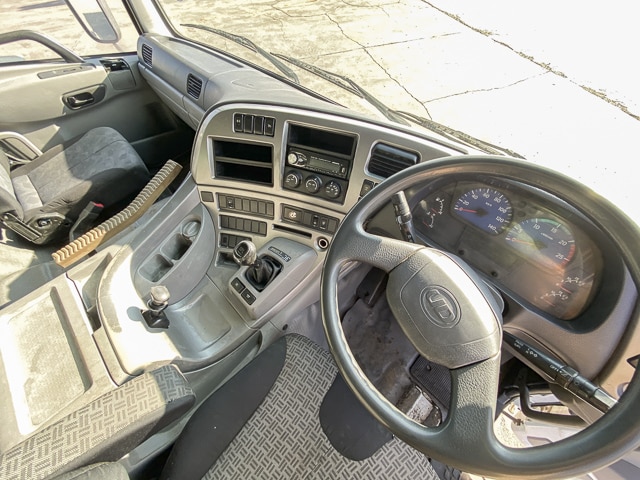 2015 UD Quon GW26 490 High Roof – 6×4 Truck Tractor