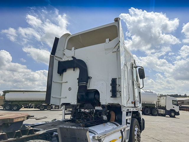 2014 Freightliner Argosy ISX 500 – 6×4 Truck Tractor