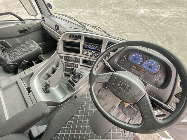 2017 UD Quon GW26 450 – 6×4 Truck Tractor
