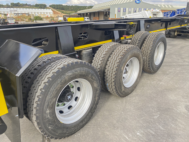 2026 Ramkat Skeletal – Tri Axle Trailer
