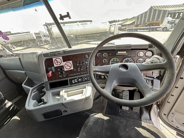 2014 Freightliner Argosy ISX 500 – 6×4 Truck Tractor