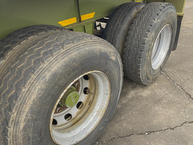 2013 Paramount Flatdeck Link Trailer