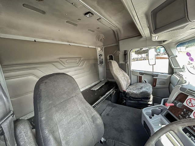 2014 Freightliner Argosy ISX 500 – 6×4 Truck Tractor