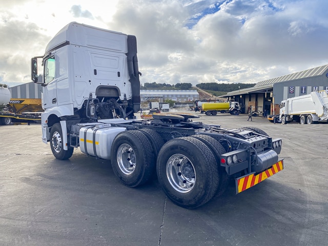 2025 Mercedes-Benz Actros 2652 – 6×4 Truck Tractor