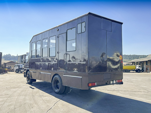 2004 Mercedes-Benz Atego 1371 20-Seater Personnel – Safari Transporter