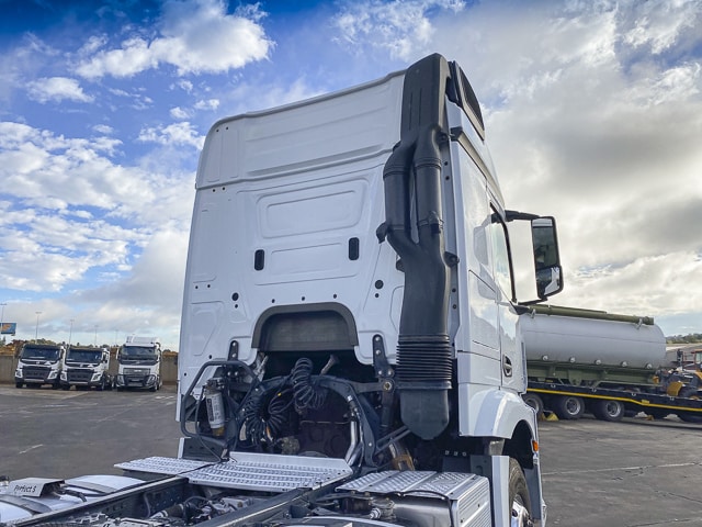 2025 Mercedes-Benz Actros 2652 – 6×4 Truck Tractor