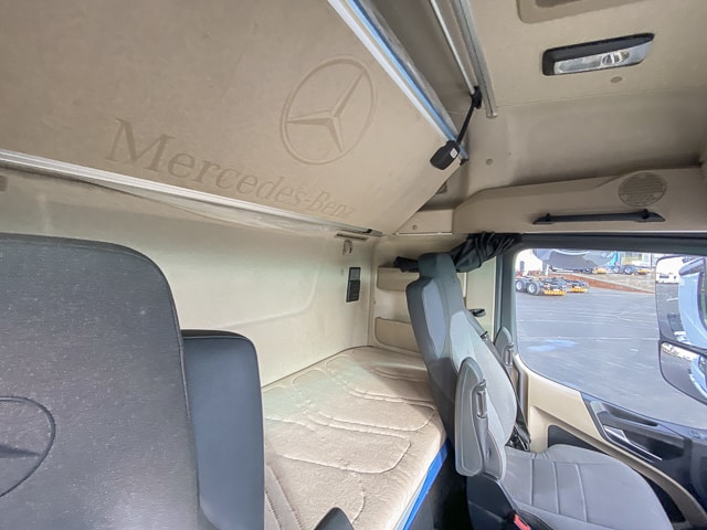 2025 Mercedes-Benz Actros 2652 – 6×4 Truck Tractor
