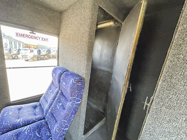 2004 Mercedes-Benz Atego 1371 20-Seater Personnel – Safari Transporter