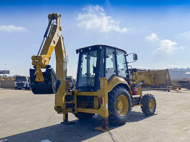 2023 Caterpillar 426 TLB – Backhoe Loader