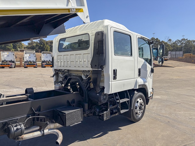 2015 Isuzu FSR 750 Crew Cab – Dropside Tipper Truck