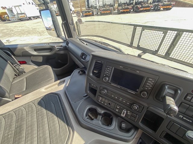 2022 Scania P410 – 6×4 Truck Tractor