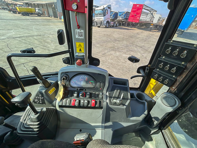 2023 Caterpillar 426 TLB – Backhoe Loader