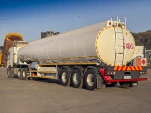 Used 2011 GRW Fuel Tanker 50 000L - Pump & Meter - Tri Axle Trailer For Sale