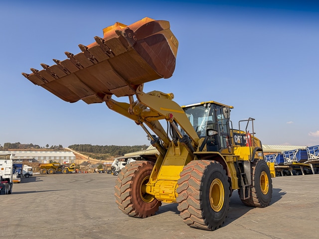 2019 Caterpillar 966L – Wheel Loader – 23 Ton