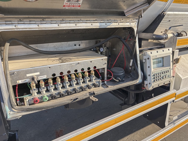 2011 GRW Fuel Tanker 50 000L – Pump & Meter – Tri Axle Trailer