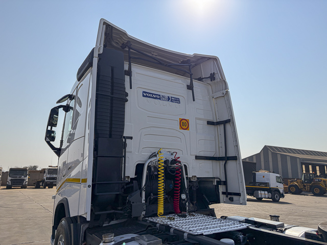 2020 Volvo FH 440 – 6×4 Truck Tractor