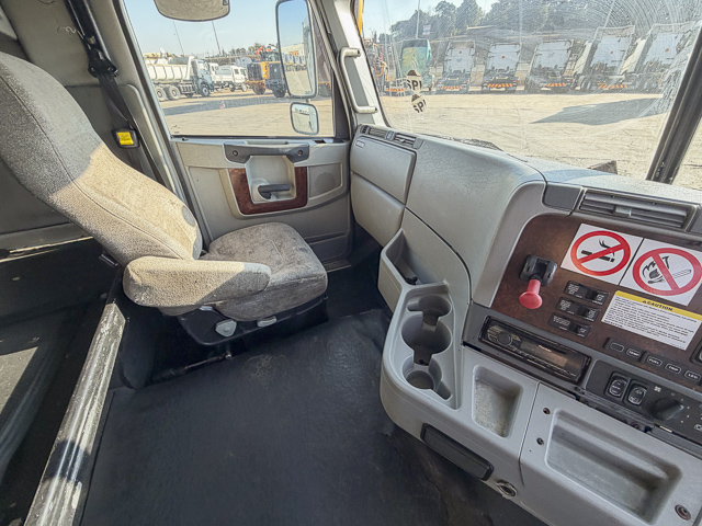 2013 Freightliner Argosy ISX 500 – 6×4 Truck Tractor