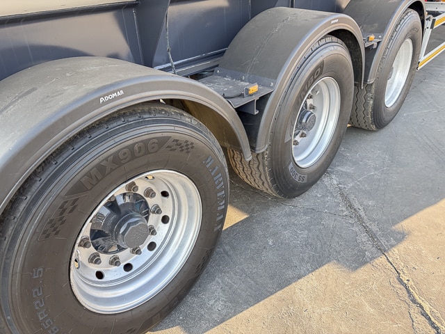 2011 GRW Fuel Tanker 50 000L – Pump & Meter – Tri Axle Trailer