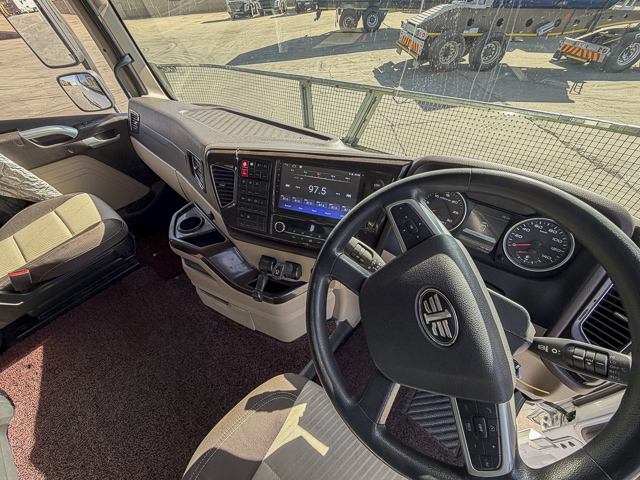 2023 FAW JH6 28.500FT – 6X4 Truck Tractor