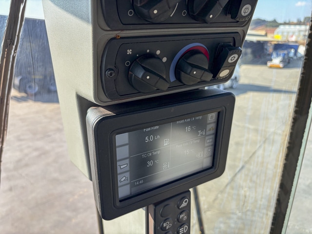 2019 Caterpillar 966L – Wheel Loader – 23 Ton