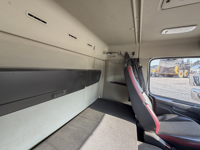 2017 Volvo FMX 400 – 14 Ton Rollback Truck
