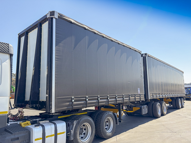 2023 Cage Tautliner – Moffet Forklift M2 – Link Trailer