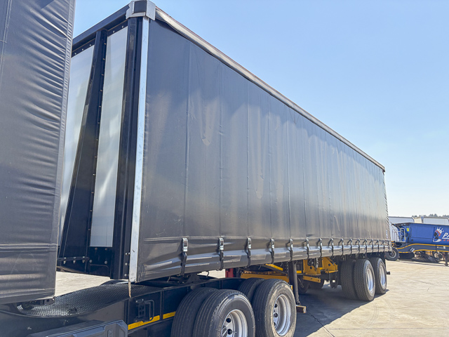 2023 Cage Tautliner – Moffet Forklift M2 – Link Trailer