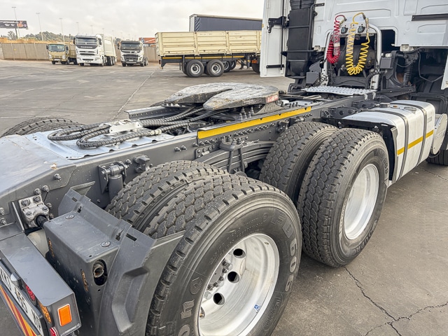 2022 Volvo FH440 – 6×4 Truck Tractor