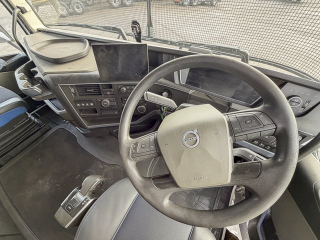 2022 Volvo FH440 – 6×4 Truck Tractor