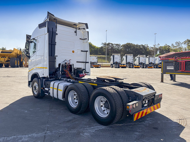 2022 Volvo FH 520 Globetrotter – 6×4 Truck Tractor