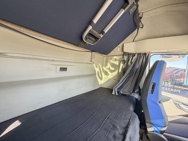 2022 Volvo FH 520 Globetrotter – 6×4 Truck Tractor